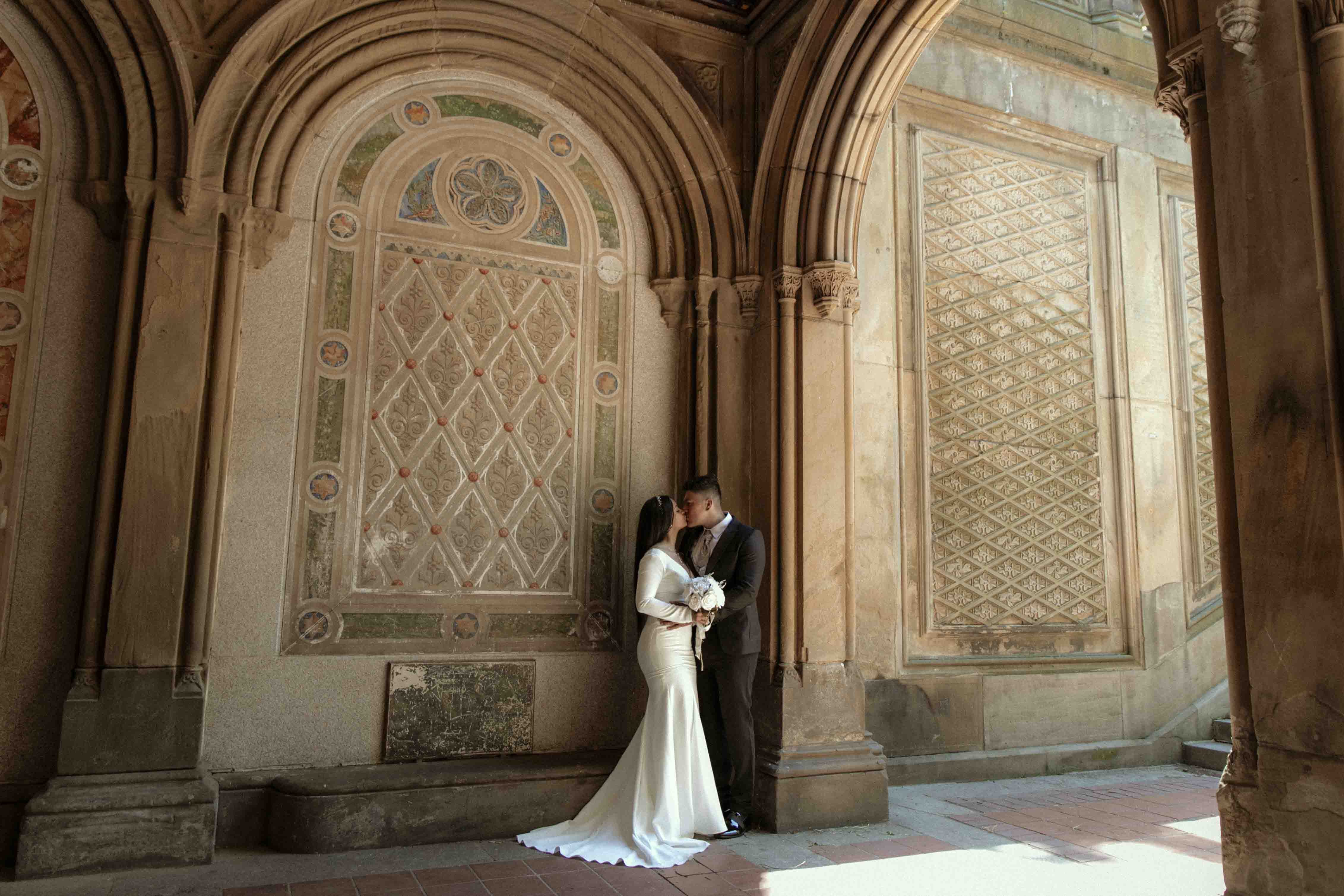 fotografia del elopement de michelle y kevin en madrid con ceremonia intima en el retiro