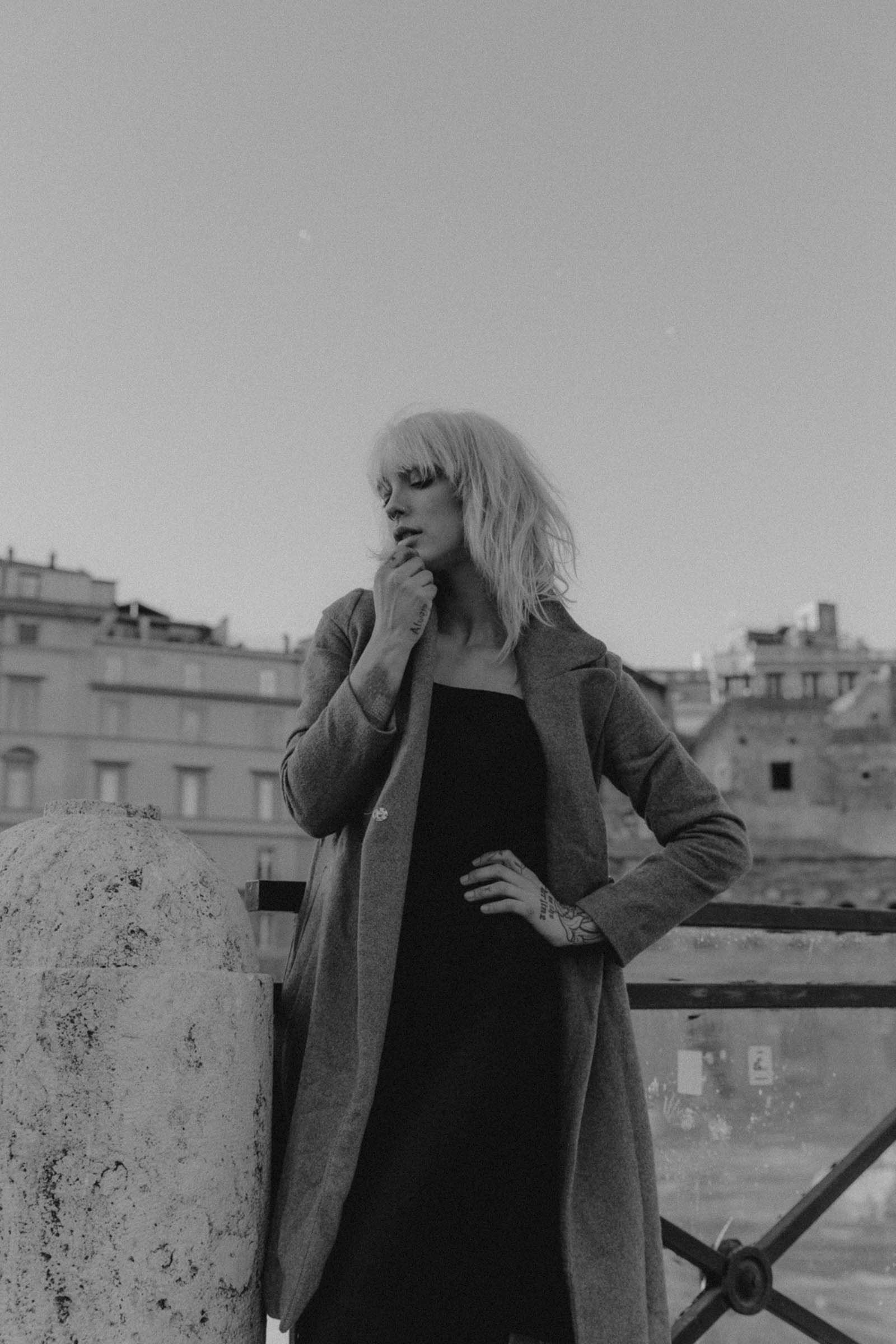 sesiones de fotos de amigas e individuales en el parque del retiro de madrid