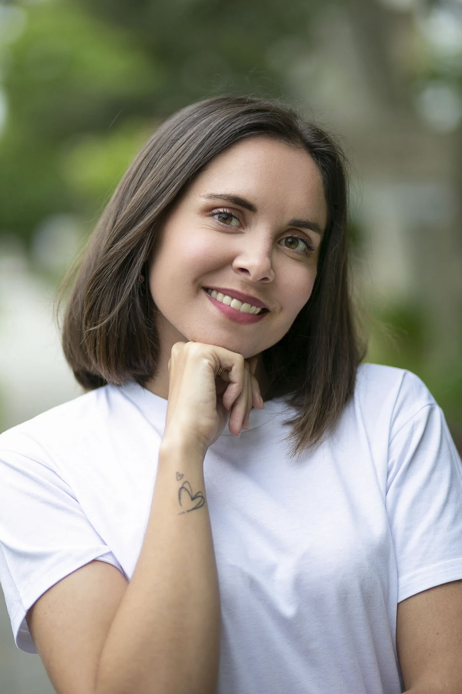 fotografia de violeta reed, escritora de novelas romanticas