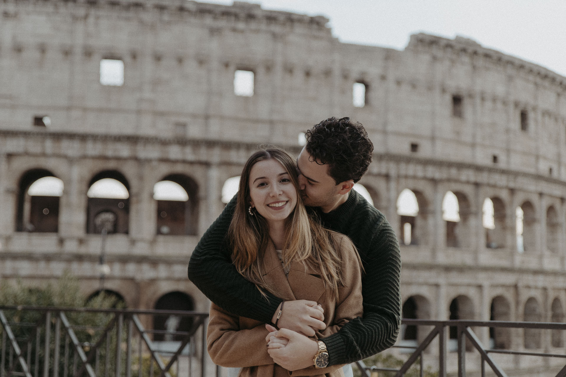 ENGAGEMENT PHOTOSHOOT AT THE ROME COLISEUM