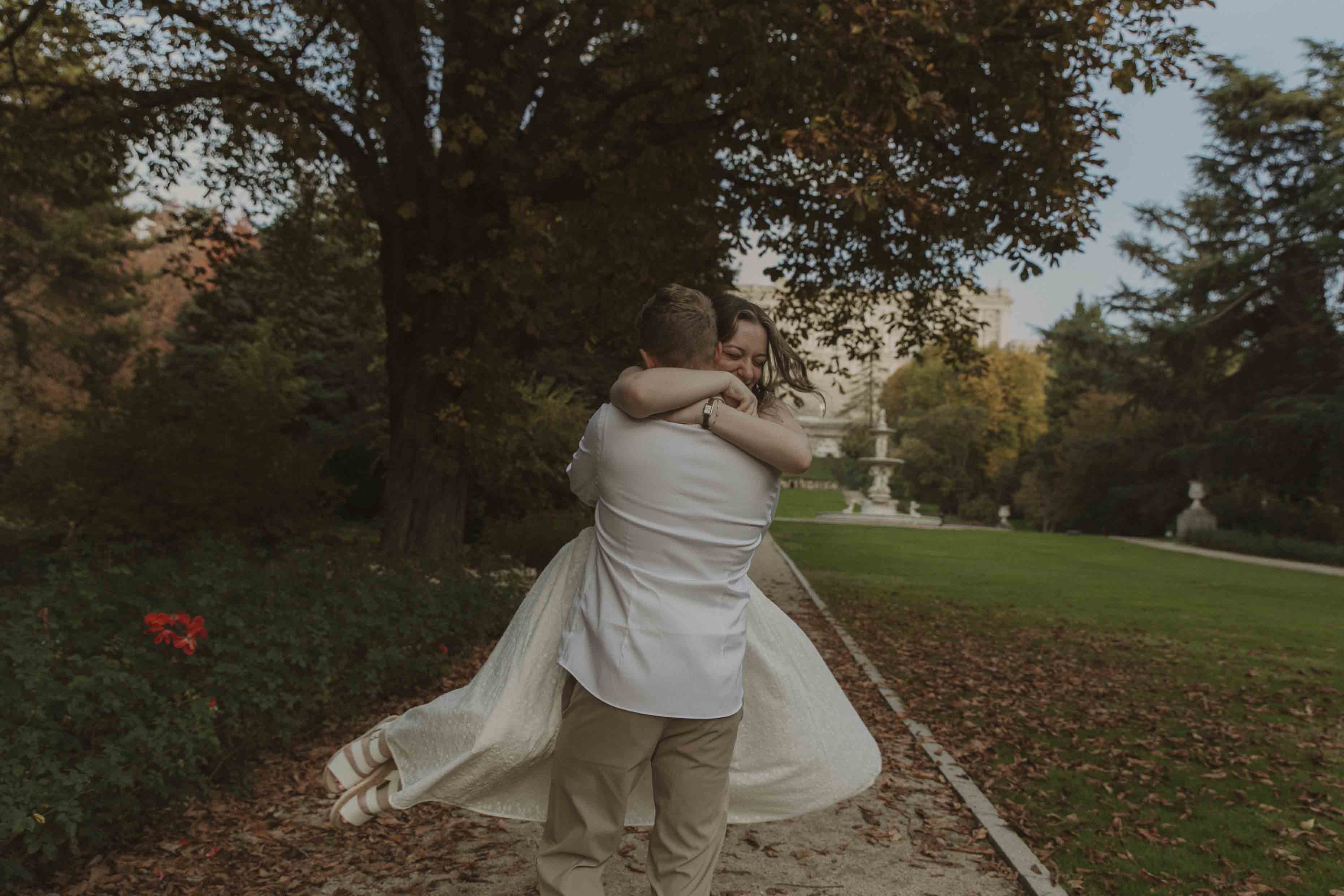 Fotografia y sesiones de pareja, elopements y bodas intimas en madrid