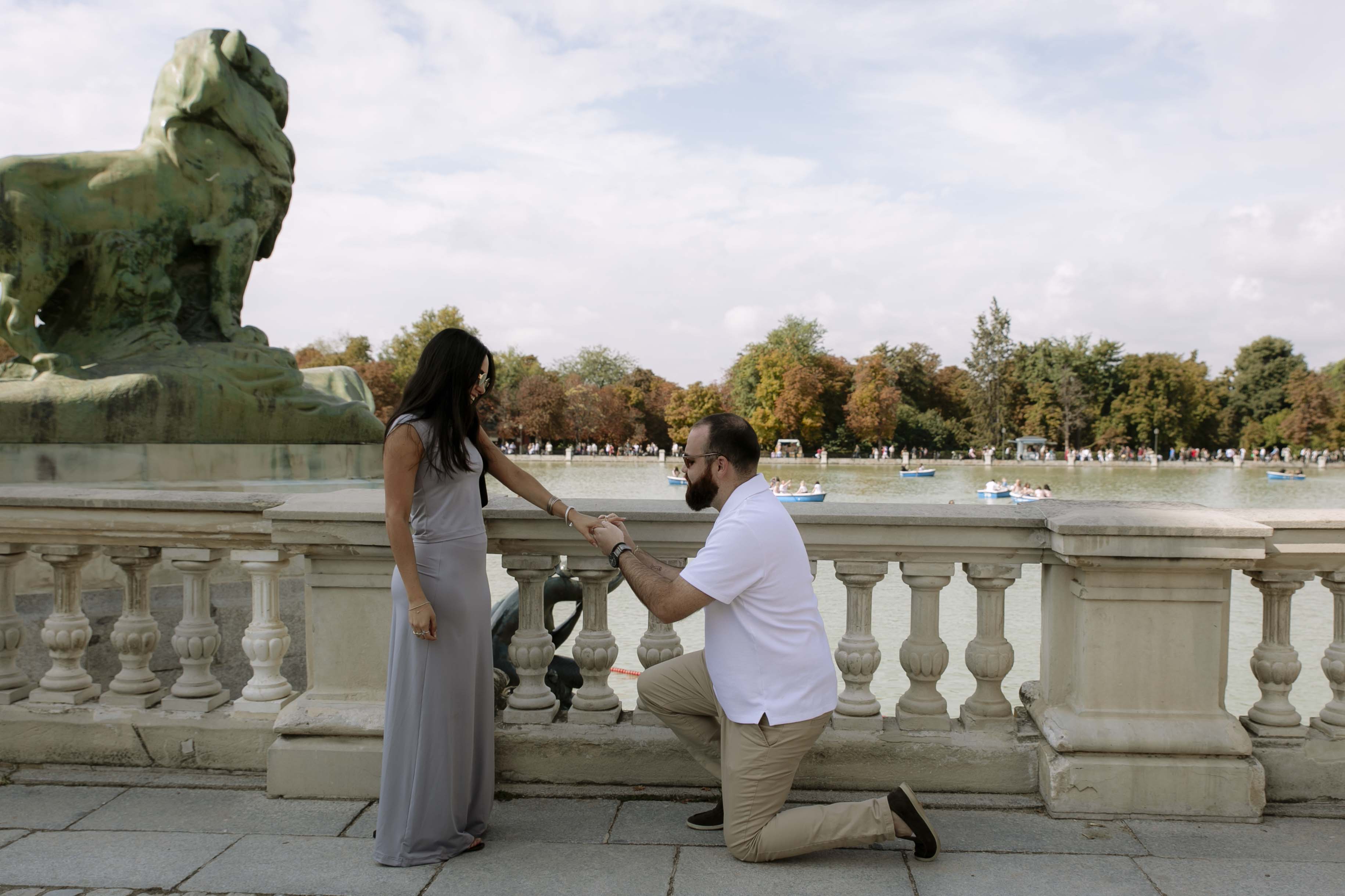 wedding proposal photography in madrid