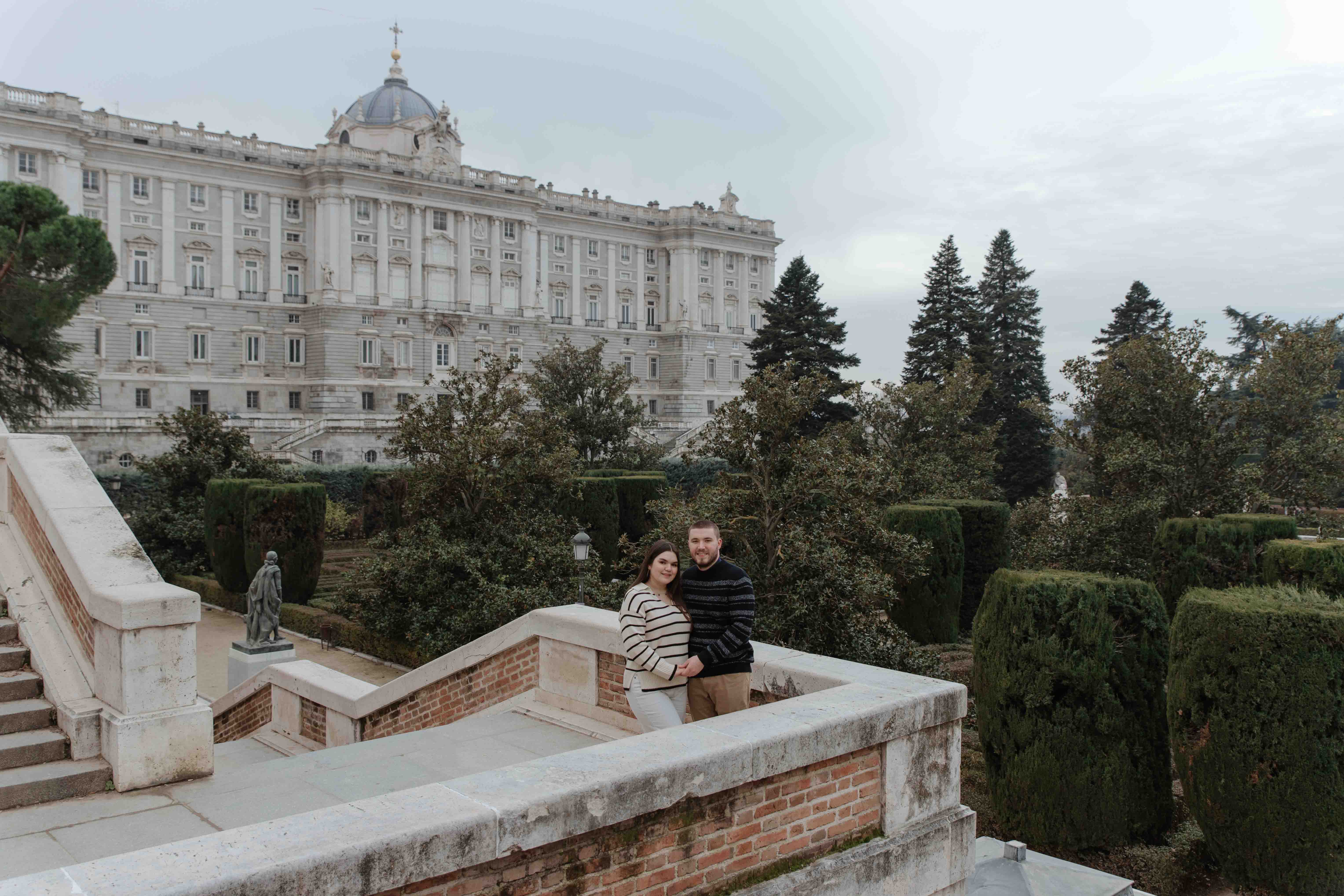 surprise proposal photography in madrid