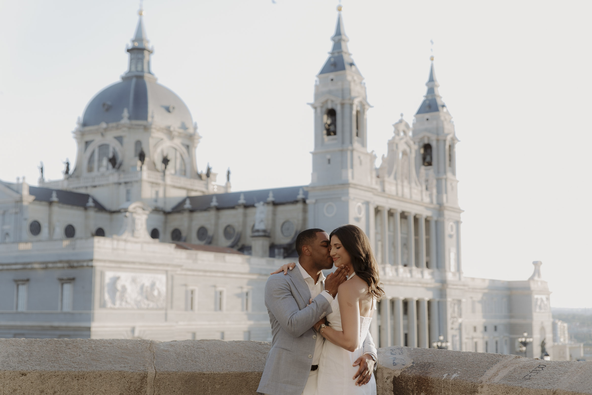 fotografia de bodas intimas y elopements en Madrid y toda España con estilo natural y emotivo