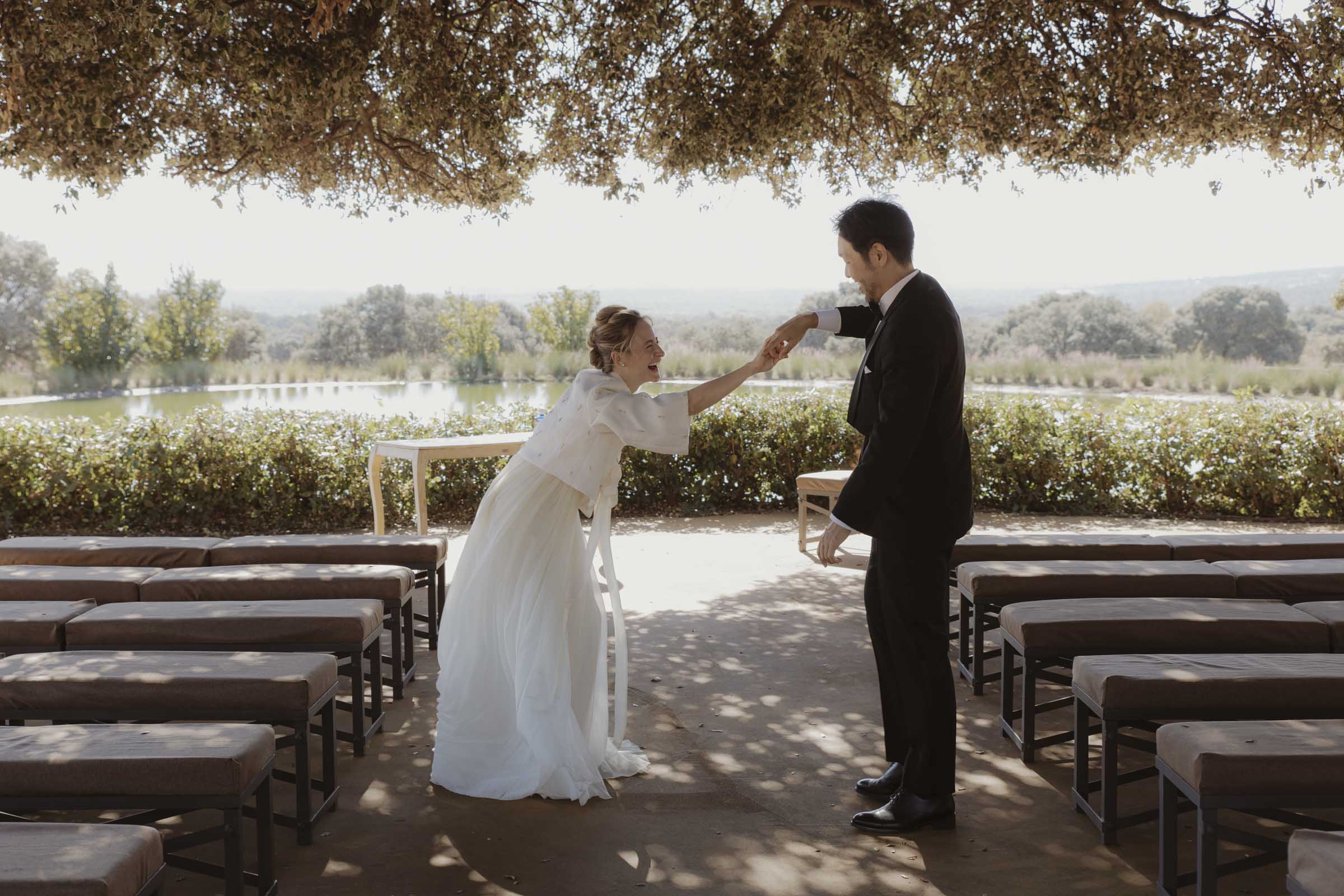 Fotografia de bodas intimas y elopements en Finca Prados Riveros, en la sierra de Madrid